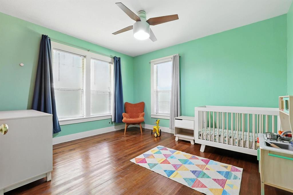 University-Rev - Residential