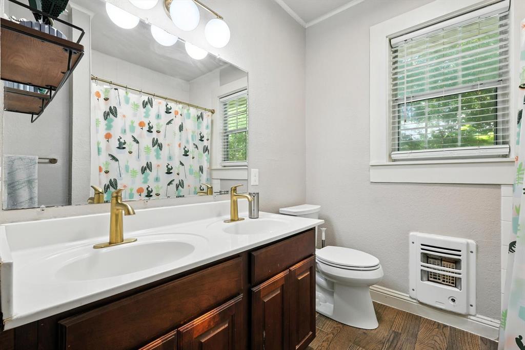 University-Rev - Residential