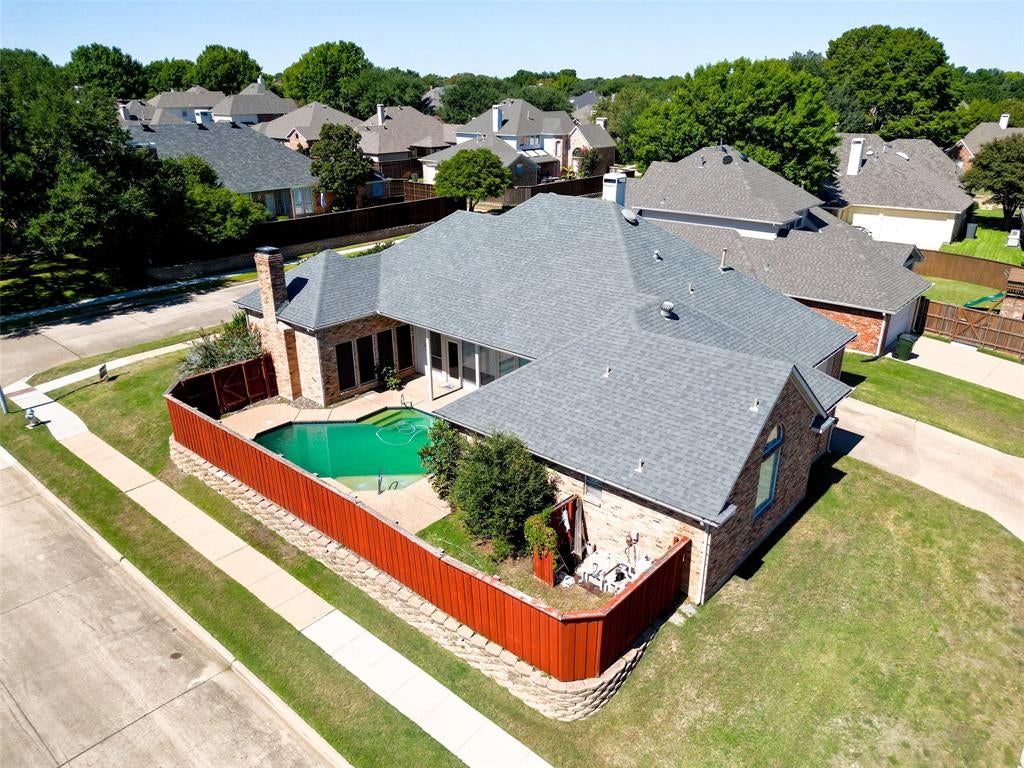 7200 Elmswood Lane