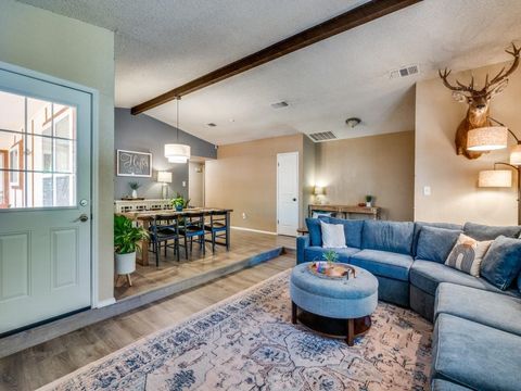 4905 Crest Drive Arlington TX 76017