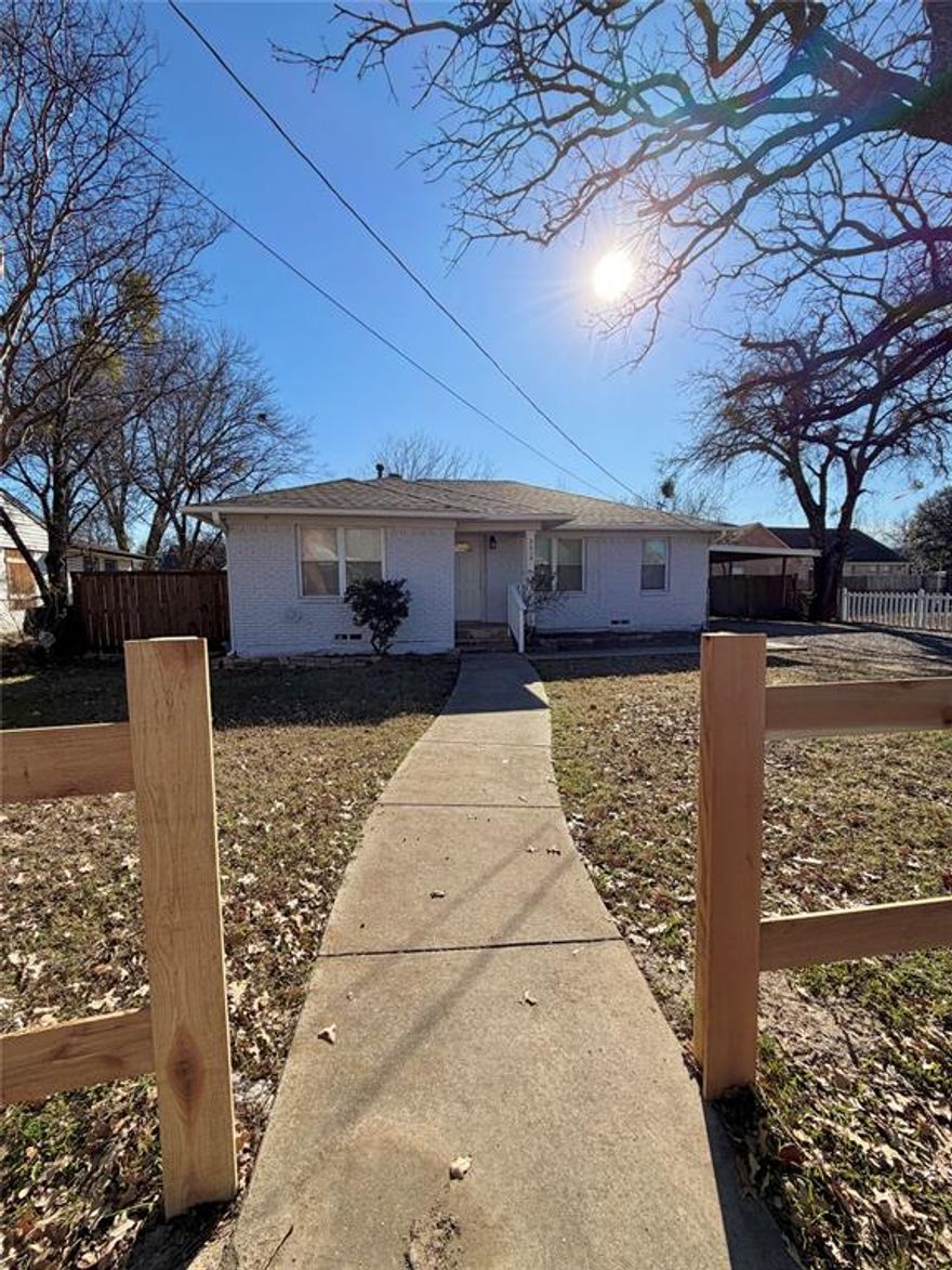 Welcome to this beautifully updated 3-bedroom 1-bathroom home in Dallas, TX. Featuring updated finishes throughout, this cozy yet modern home offers comfortable living with a functional layout. Step outside to enjoy a spacious backyard- perfect for entertaining, pets, or relaxing outdoors. Conveniently located near local dining, shopping, and major highways, this move-in-ready home is a great opportunity to enjoy Dallas living.