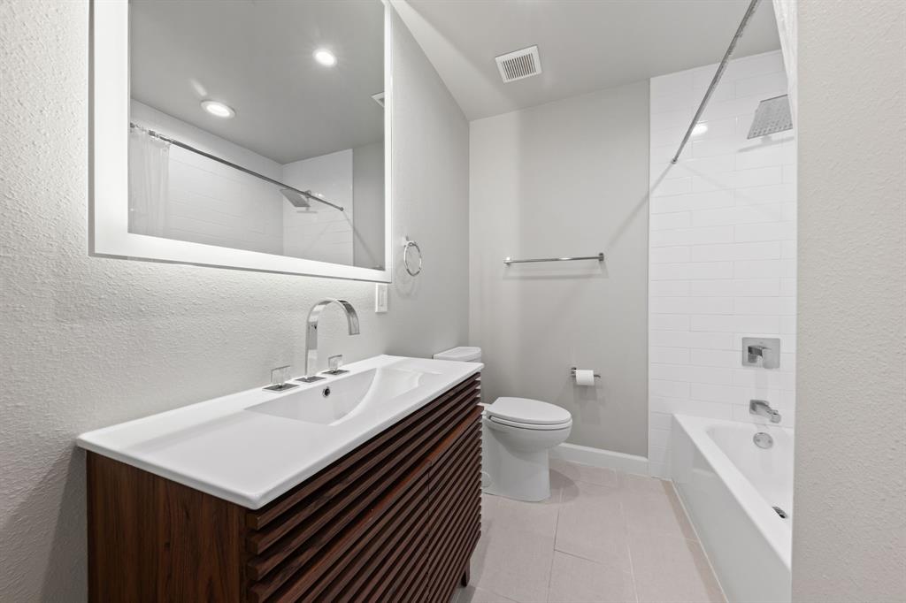 Claremont 01 Inst - Residential