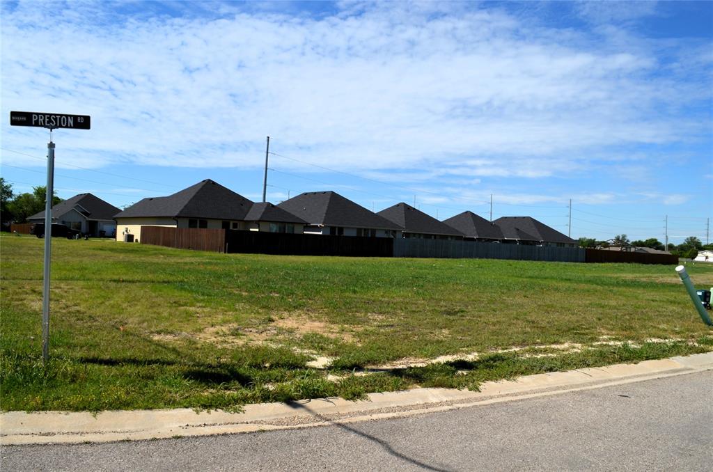 Preston Estates - Land