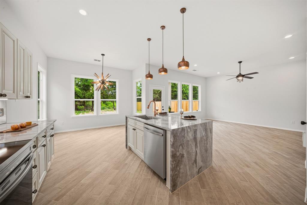 Blue Bonnett Bay - Residential