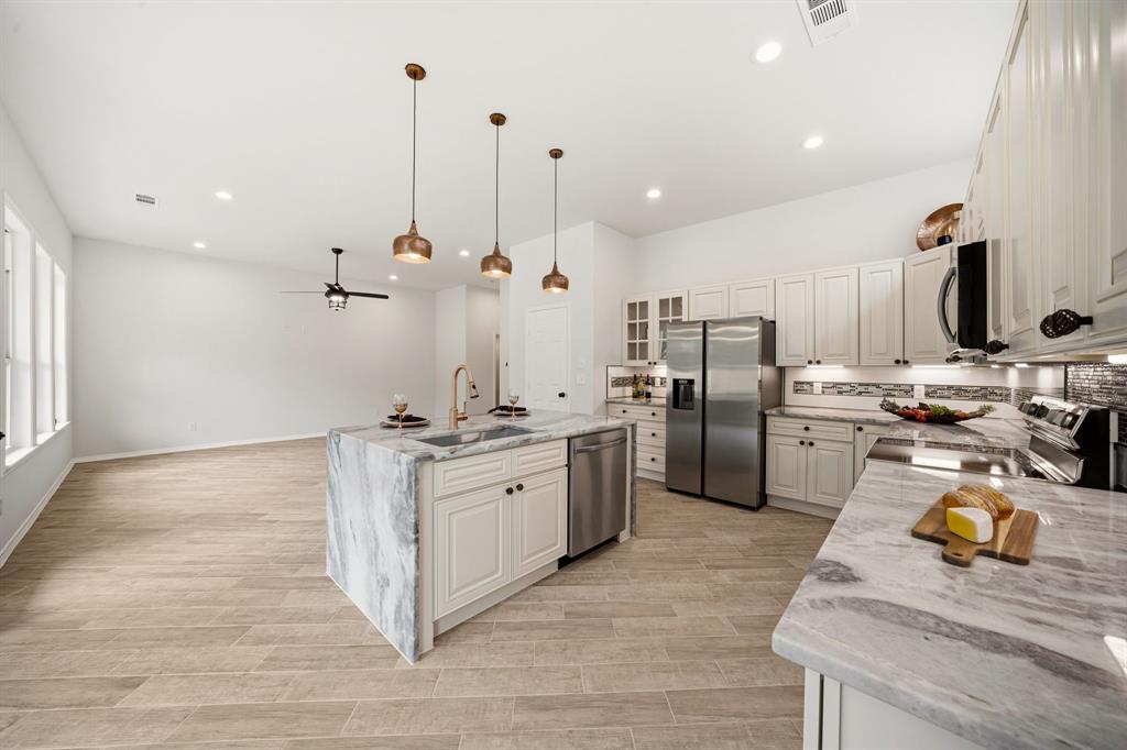 Blue Bonnett Bay - Residential