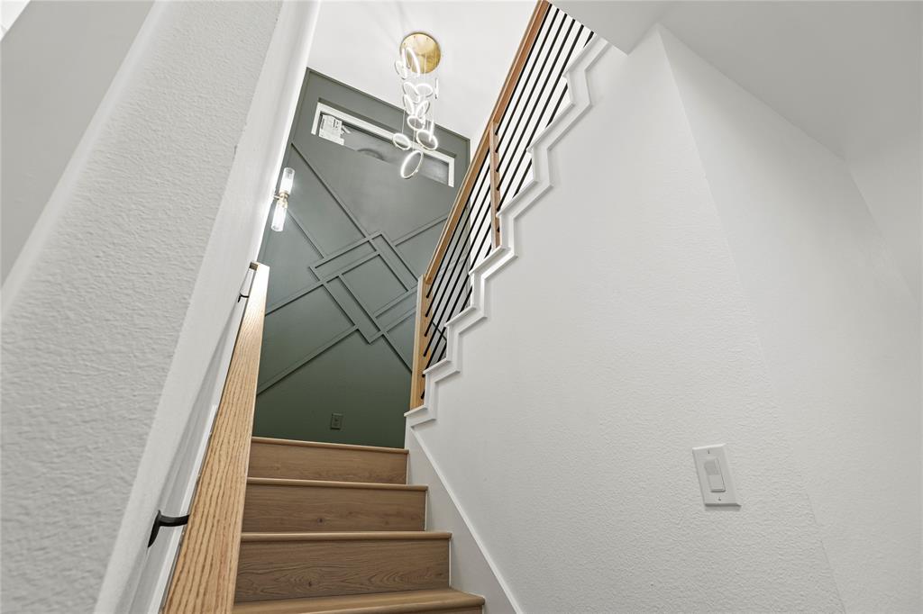 Lincoln Manor - Residential