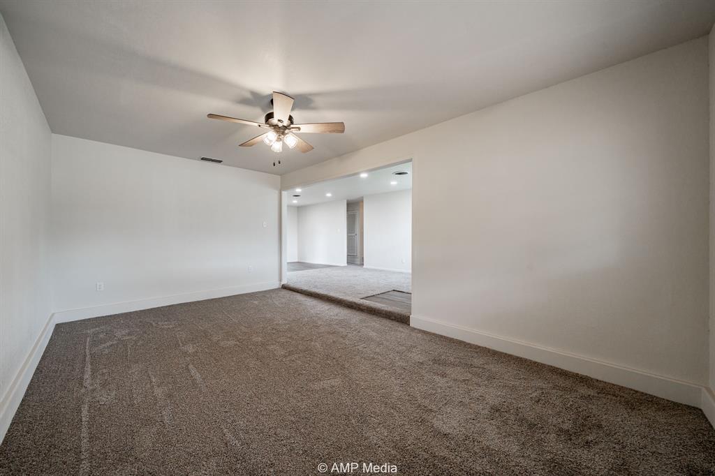 503 Hill Circle