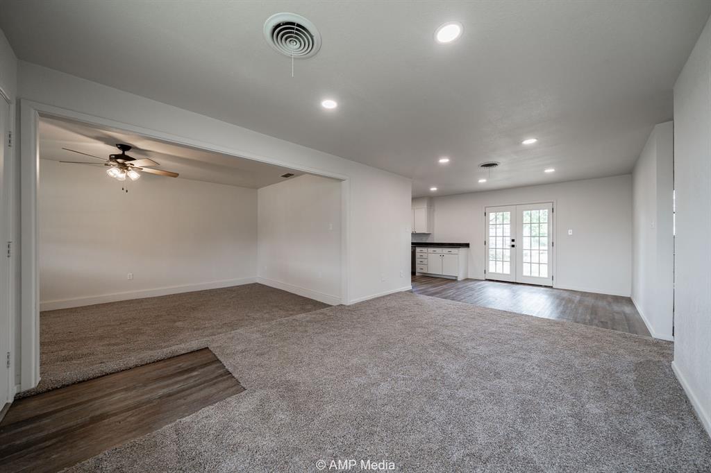 503 Hill Circle