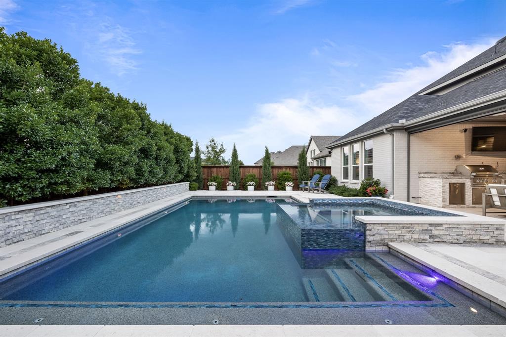16471 Prairie Oak Road
