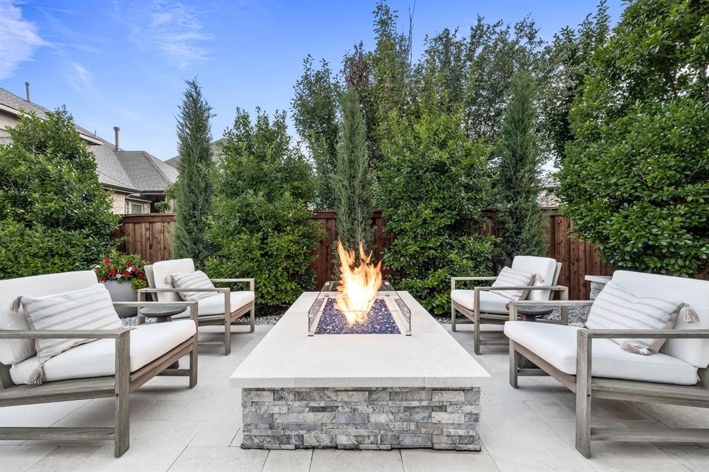 16471 Prairie Oak Road