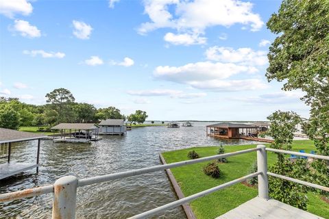 1 Circle Beach Lane Trinidad TX 75163