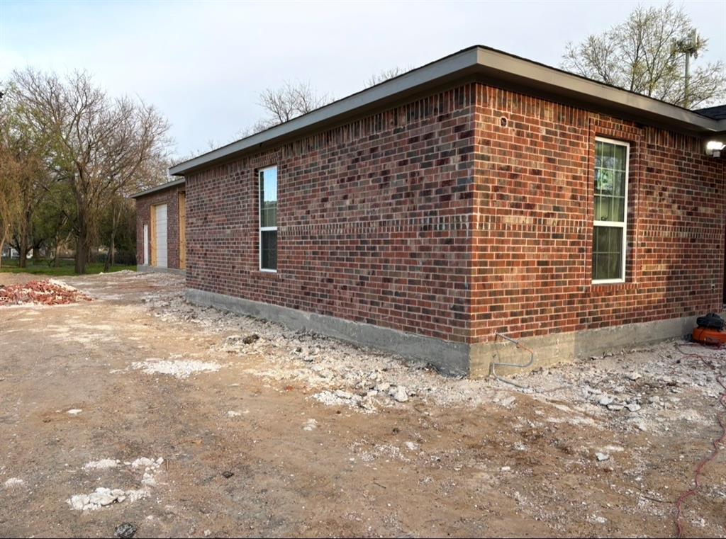 3350 Balomede Street