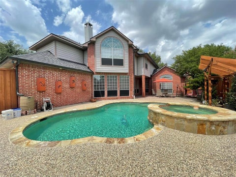 Photo of 3816 Stockport Drive, Plano, TX 75025 (MLS # 21402747)