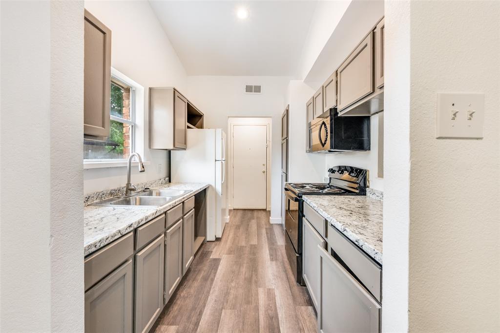 Colonial Estates - Residential