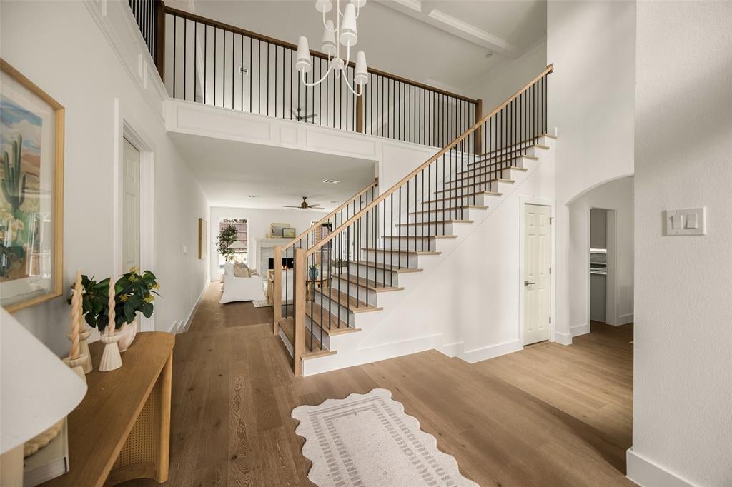2 Crestwood Drive