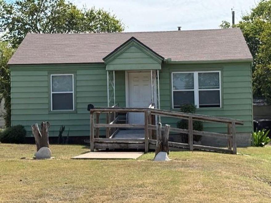 So many possibilities for this 2 bedroom 1 full bath house that sits on a good size lot and located close to just about everything! It would make a great retirement home or rental property just bring your imagination. It has a nice size living room and a good size kitchen. The seller does not accept blind offers or escalation clauses. Buyer to verify all information.