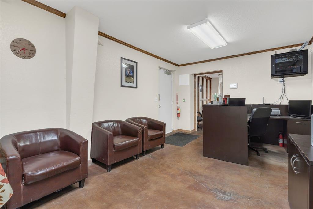 JC HALL - Commercial Sale