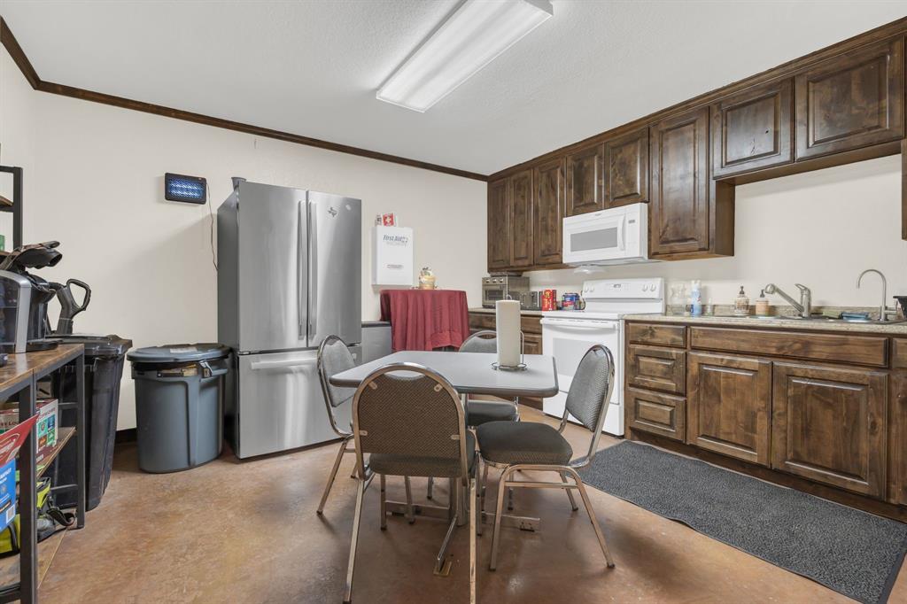 JC HALL - Commercial Sale