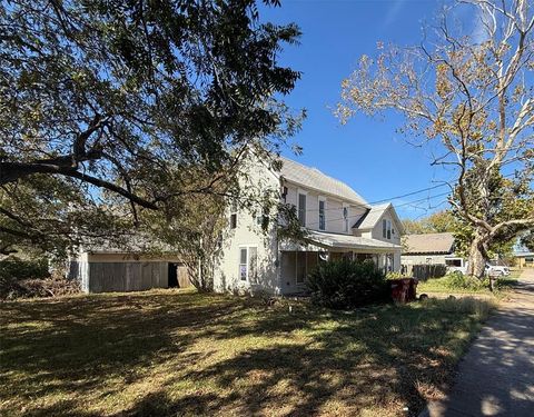 125 N Washington Street Farmersville TX 75442