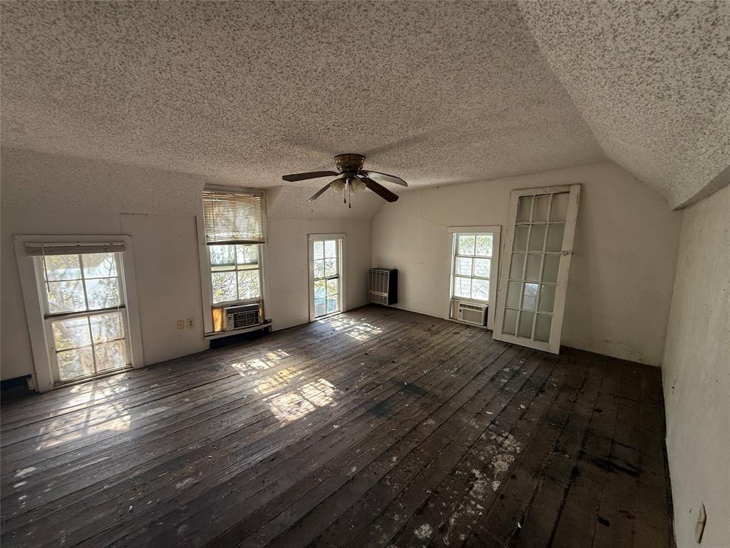 Farmersville Original Donation - Residential