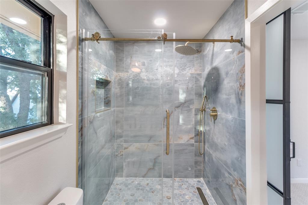 Thompson Heights - Residential