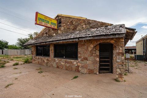1027 17th Street Anson TX 79501