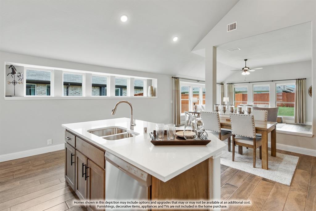 Lilyana - Residential