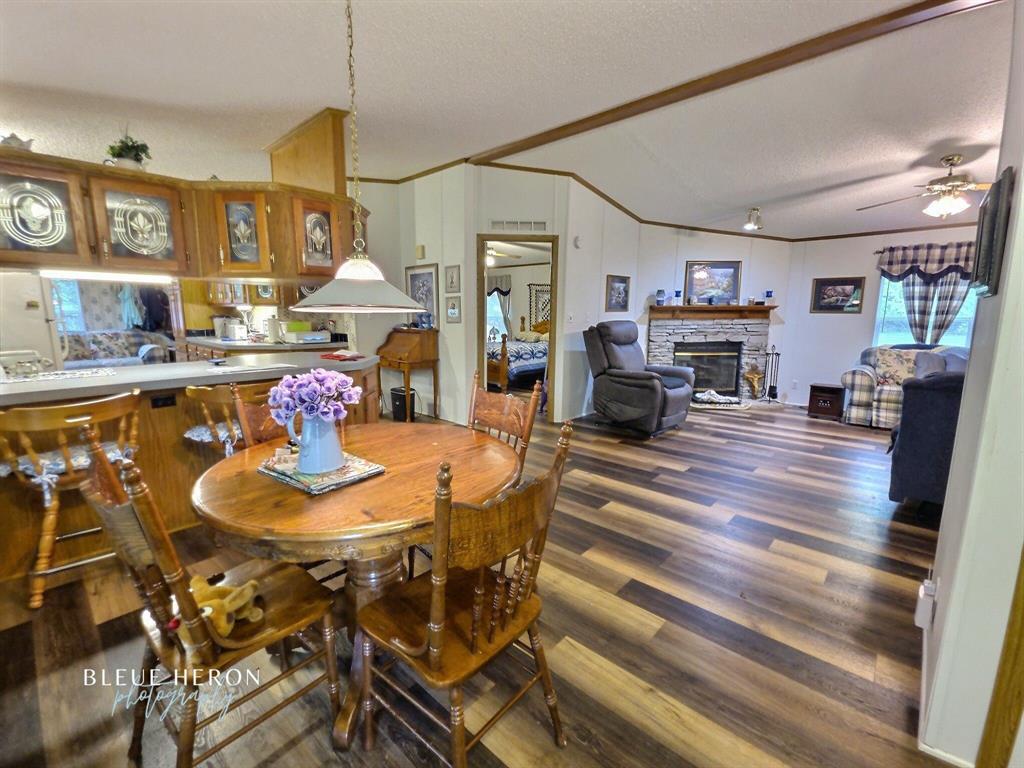 Quiet Place In The Woods - Residential