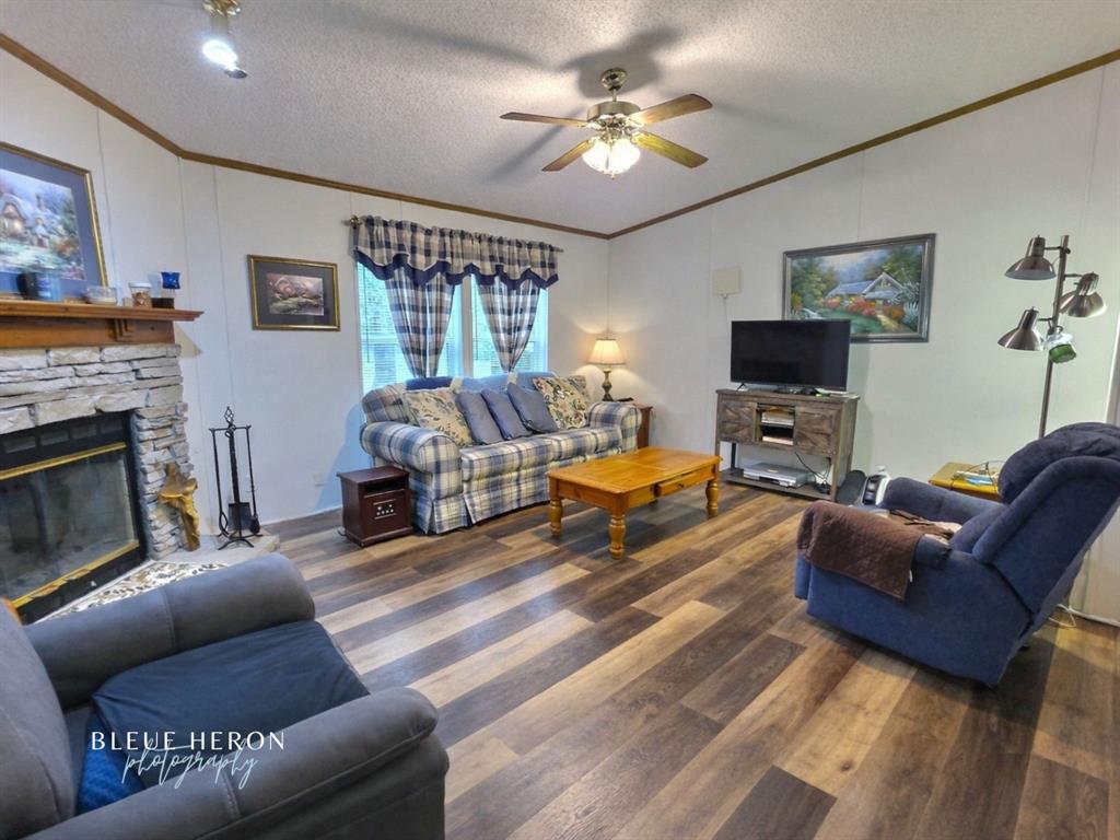 Quiet Place In The Woods - Residential