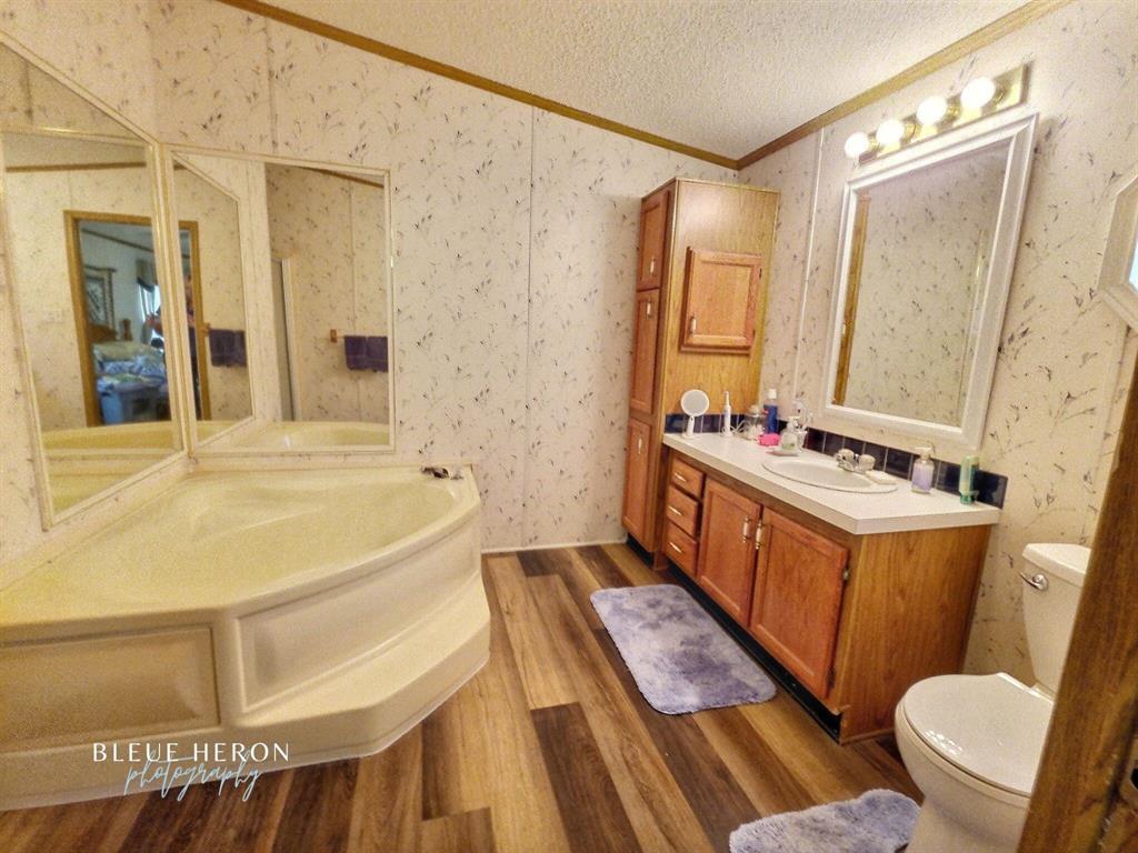 Quiet Place In The Woods - Residential