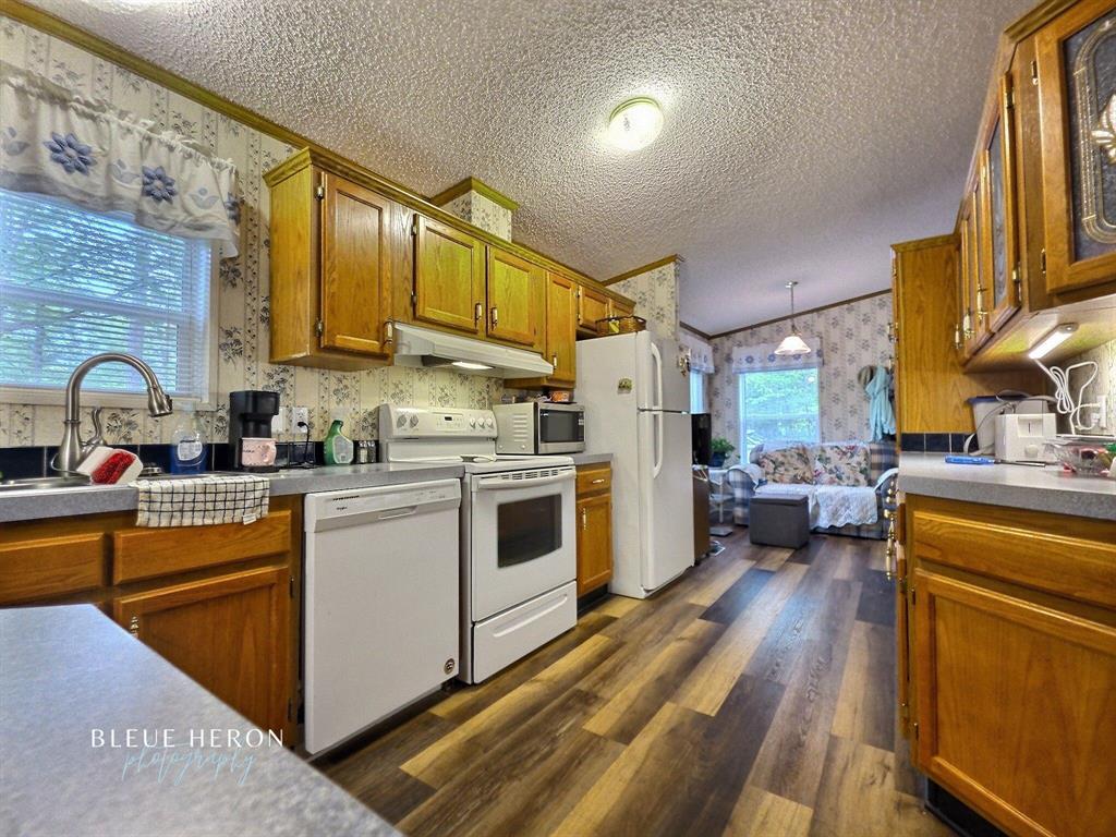 Quiet Place In The Woods - Residential