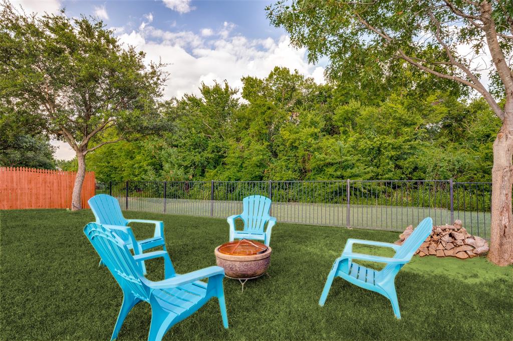 924 Blanco Lane