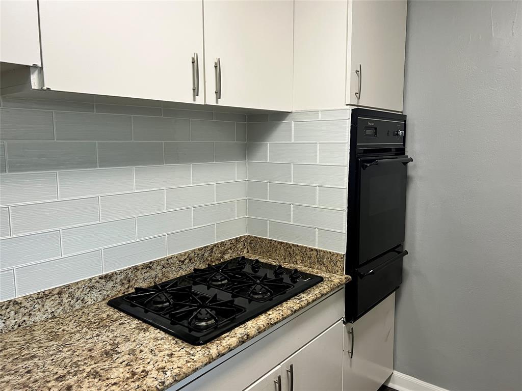 Twenty-one Turtle Creek Condo - Residential Lease