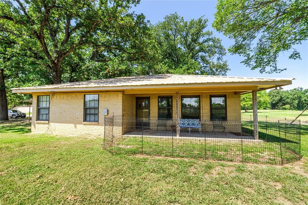 Photo of 4542 Firemans Lane, Lone Oak, TX 75453 (MLS # 21191517)