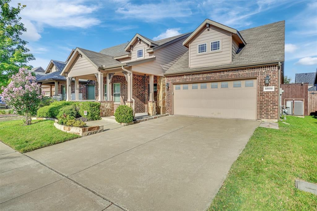 Photo of 5805 Zinnia Drive, Rowlett, TX 75089 (MLS # 21391771)