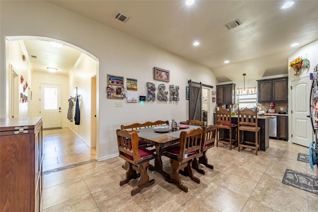 GEMSTONE ESTATES PHASE FOUR - Residential