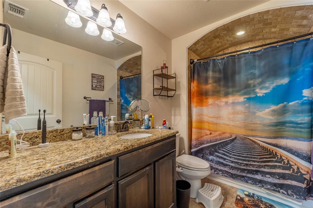 GEMSTONE ESTATES PHASE FOUR - Residential