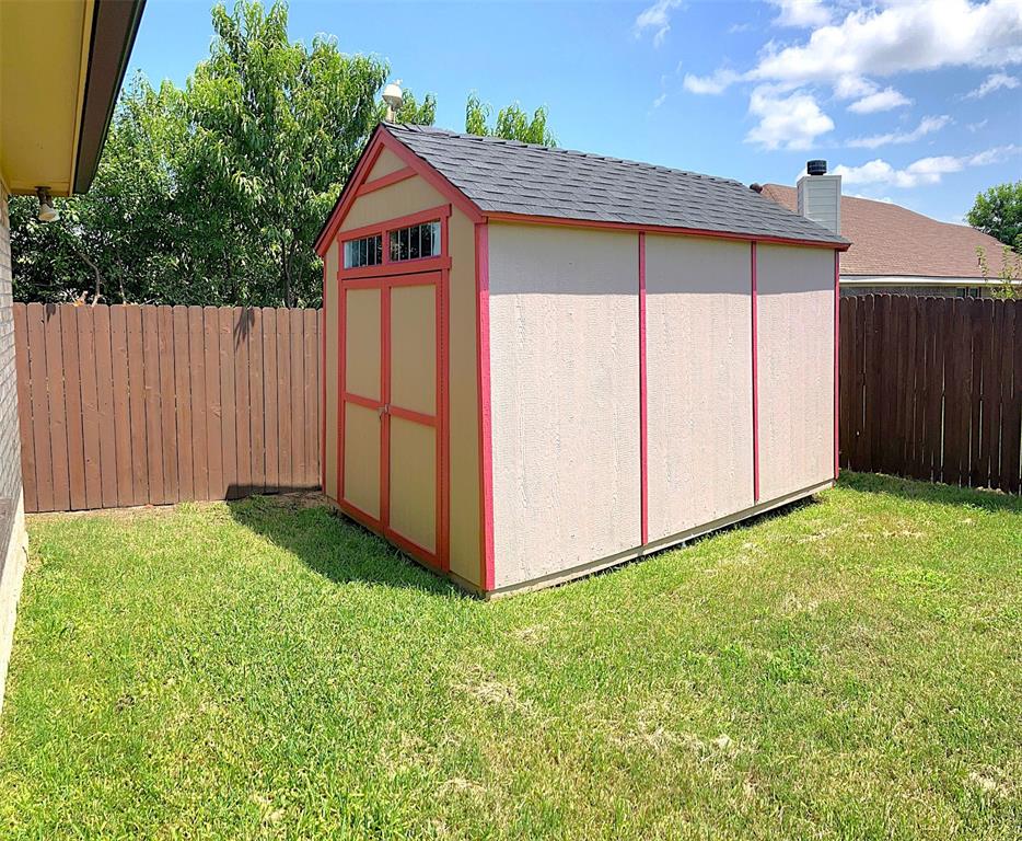 GEMSTONE ESTATES PHASE FOUR - Residential