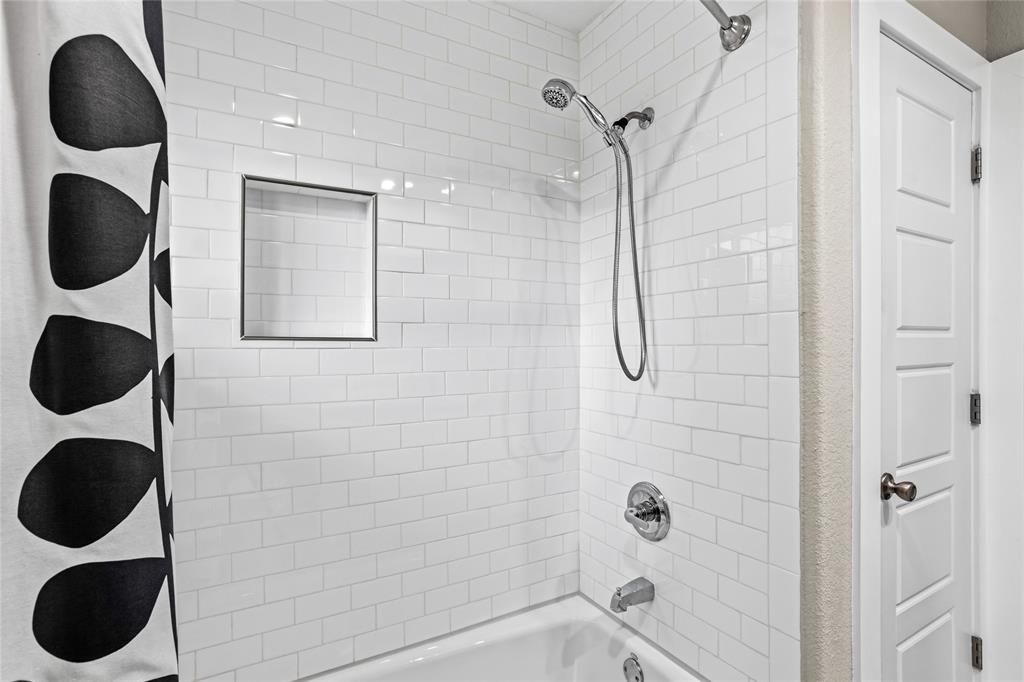 Summit Lawn - Residential