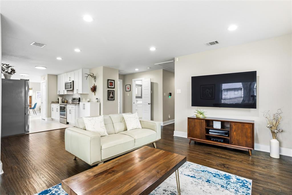 Summit Lawn - Residential