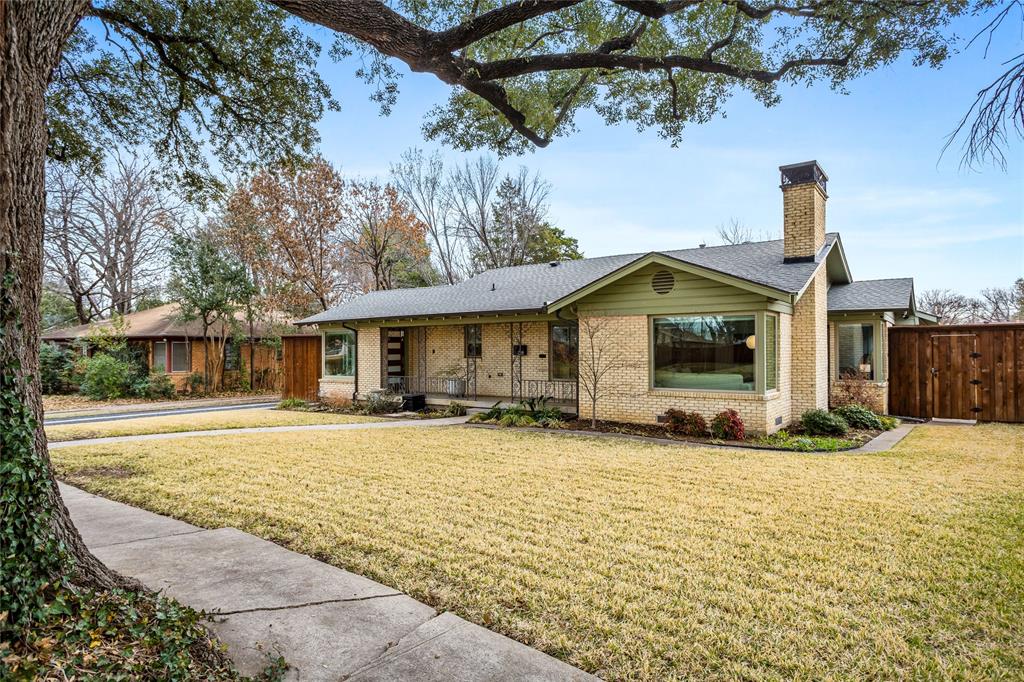 Summit Lawn - Residential