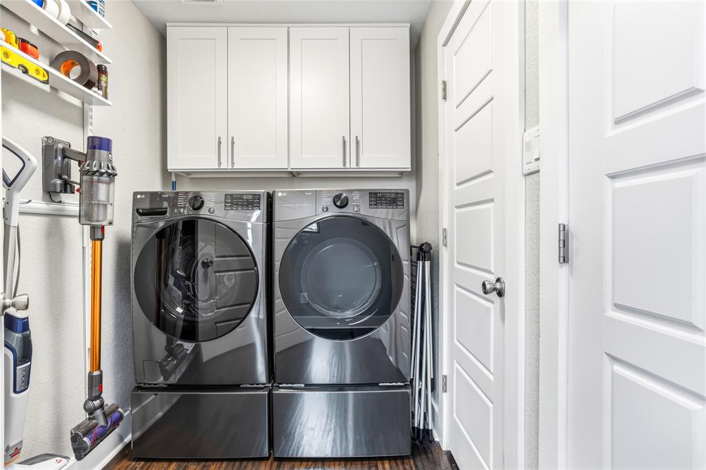 Summit Lawn - Residential