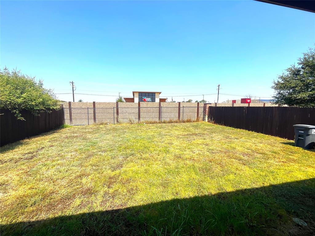 Oak Hollow Estates Ph 3 - Residential Lease