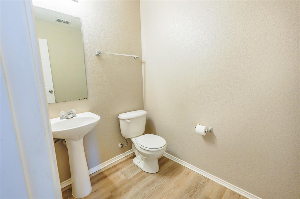 Shale Creek Sub - Residential Lease