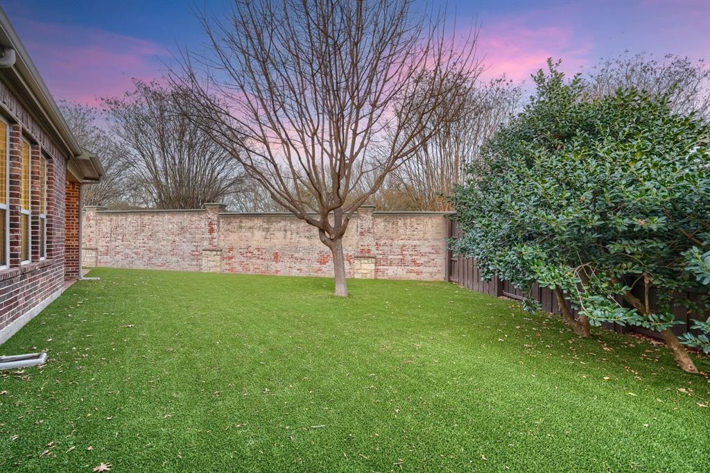 18256 Brighton Green