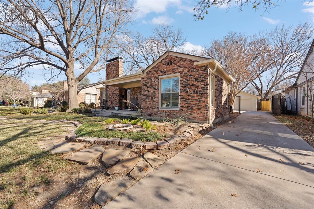 2737 Ryan Place Drive