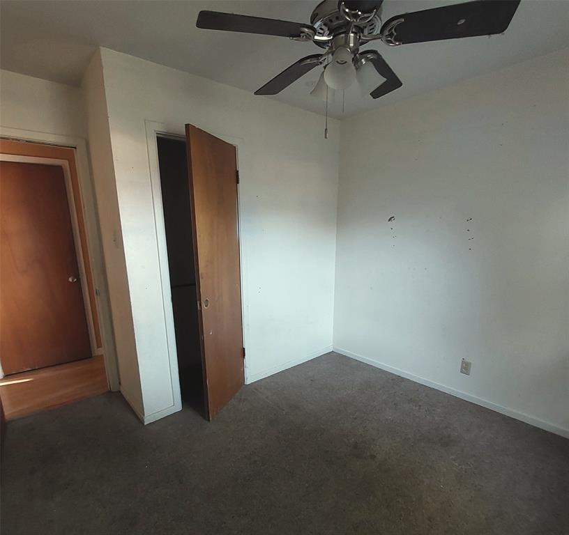 124 N Imperial Drive