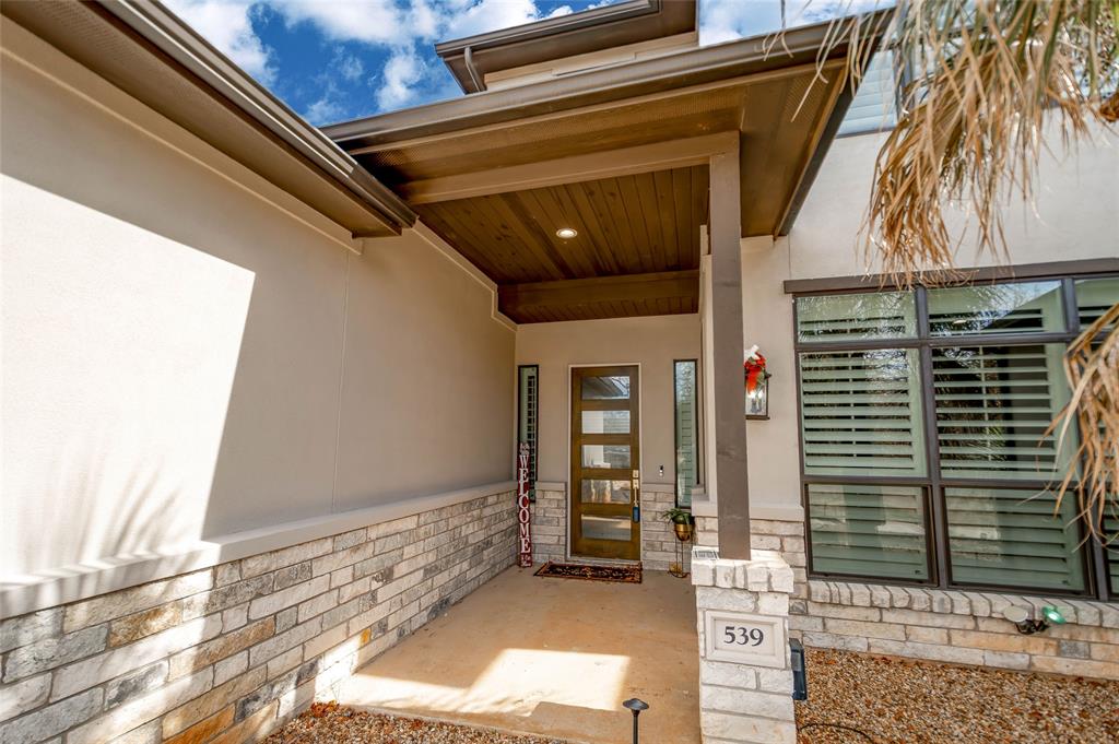 De Saram - Residential