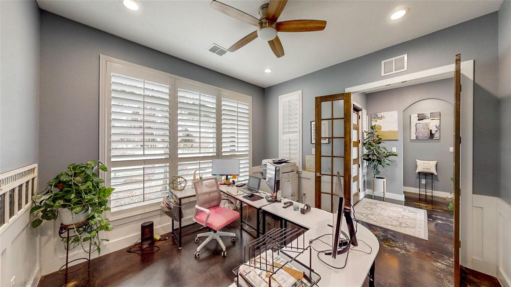 De Saram - Residential