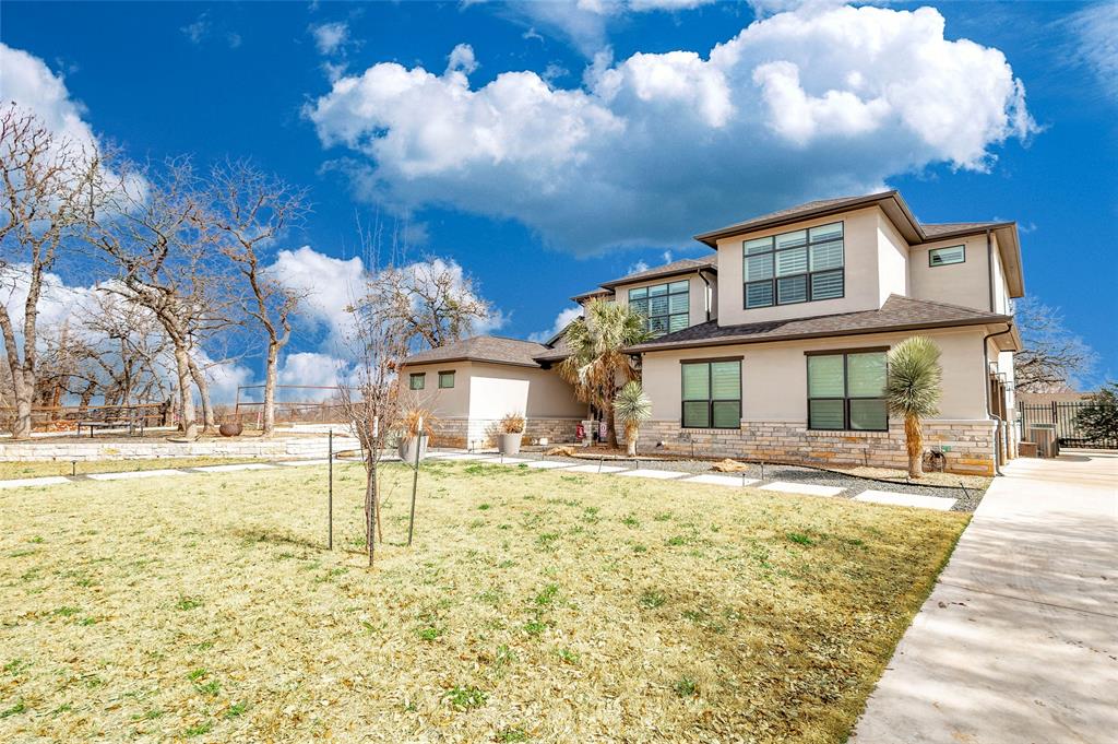 De Saram - Residential